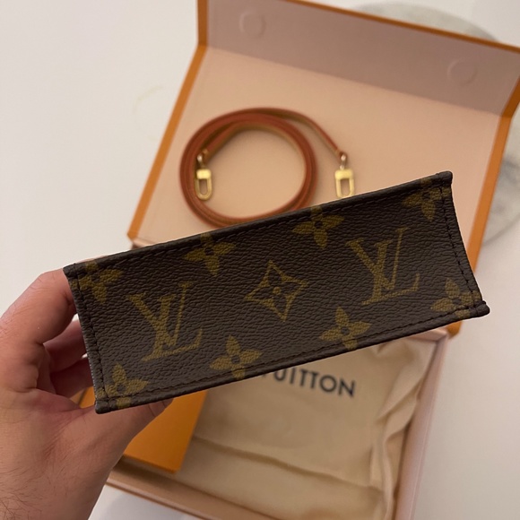 Louis Vuitton Petit Sac Plat - Picture 7 of 7